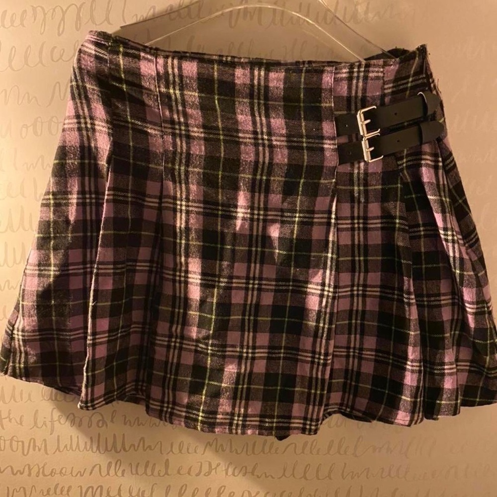 ✮purple, green, and black plaid mini skirt